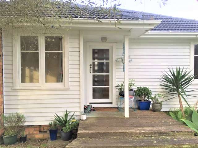 13 Flanshaw Road Te Atatu South_1