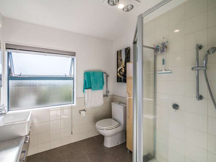 8 Fingal Way Gulf Harbour_15