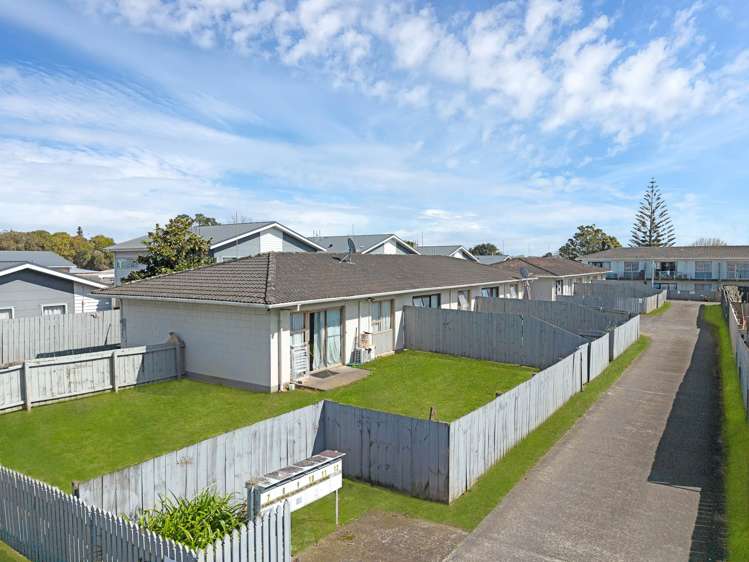 1-12/176 Shirley Road Papatoetoe_17