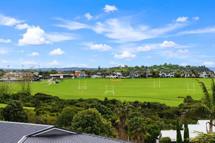 6 Nickleby Place Mellons Bay_41