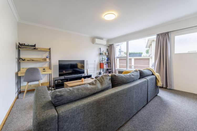 2/10 Hewlings Street Seaview_1