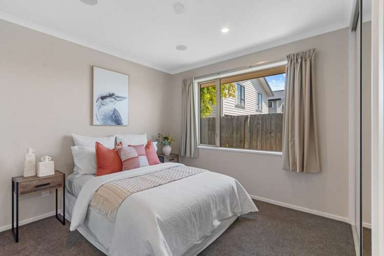 33b Parnwell Street Burwood_10