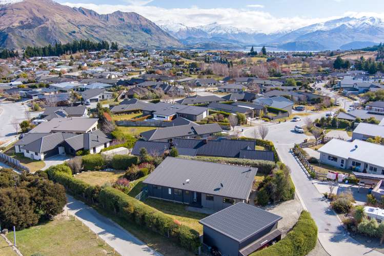 16 Islington Place Wanaka_17