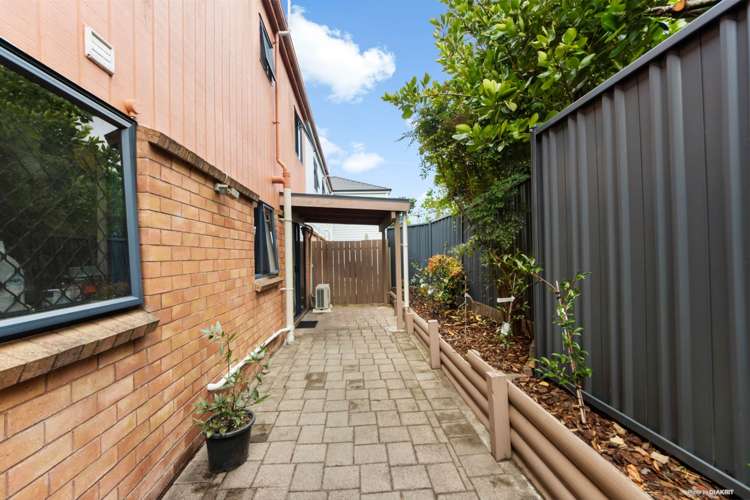 22a Reid Road New Lynn_12