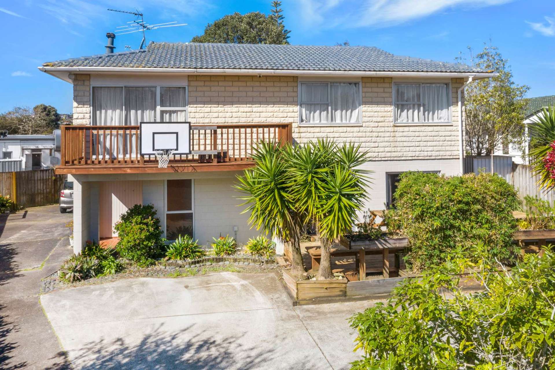 4 Reelick Avenue Pakuranga Heights_0