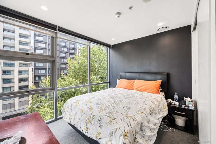 711/30 Beach Road Auckland Central_7