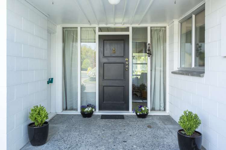 12 Queens Drive Allenton_16