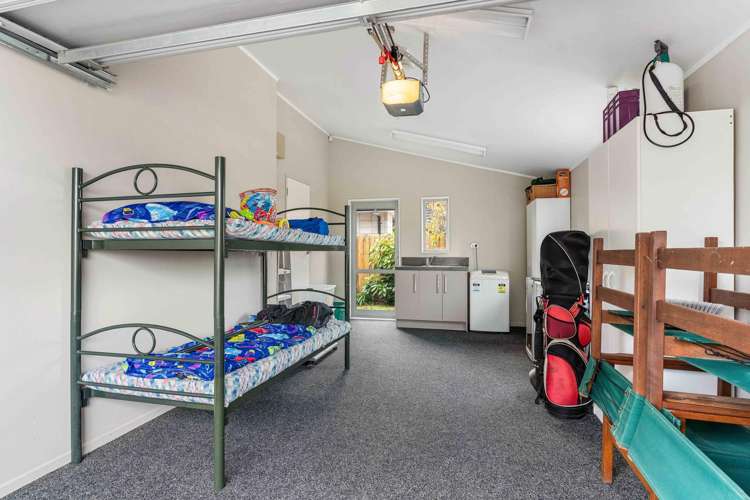 208A Ocean Road Whangamata_19