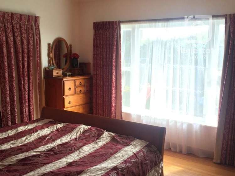 19 Fairlea Road Te Atatu South_11