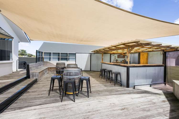 315 Newbury Line_3