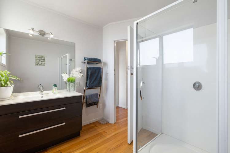 65 Campbell Street Leamington_18