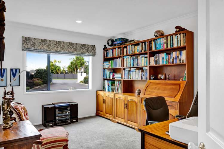 10 Taylor Place Merrilands_12