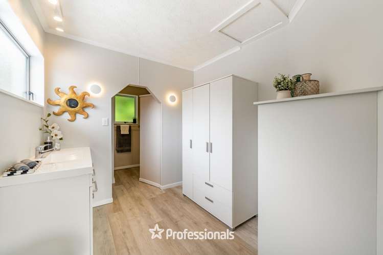 15 Stanhope Grove Korokoro_18