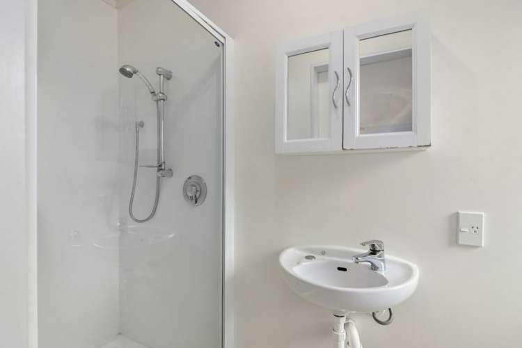 8 Newport Way The Brook_7