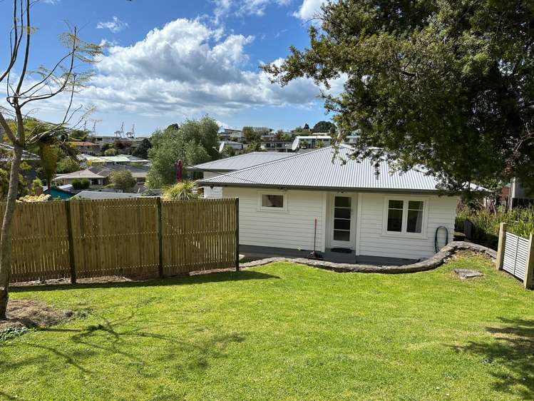 15 Shelley Street Otumoetai_5