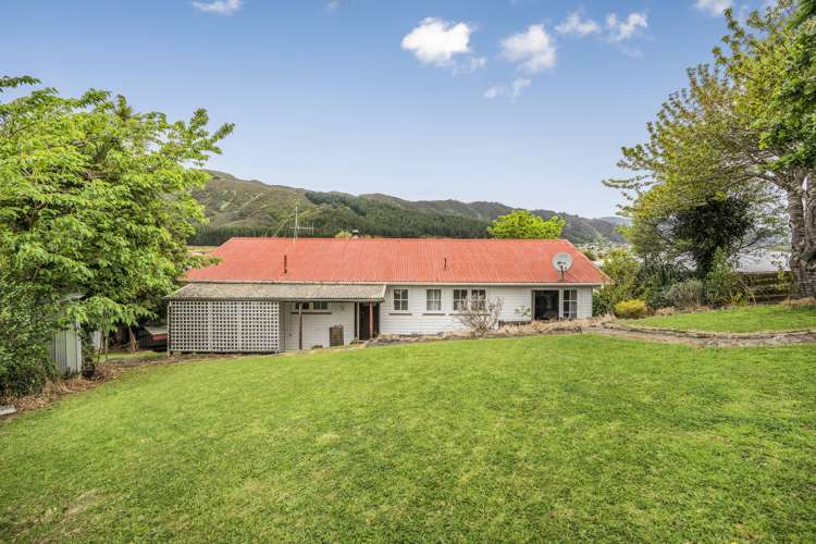 19 Bexley Grove Wainuiomata_17