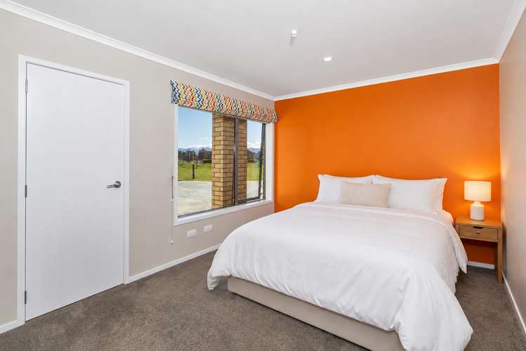 250 Hughes Line West Taratahi_14