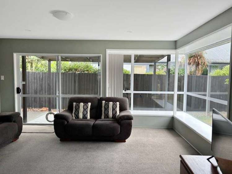 12A Melford Close 11353_3