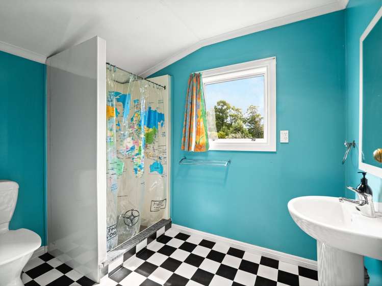 24 and 24A Main Road Owaka_24