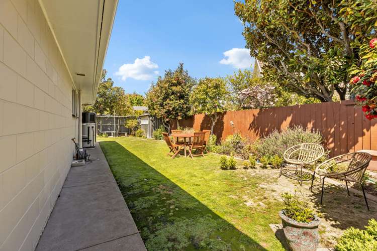2/19 Molesworth Place Somerfield_14