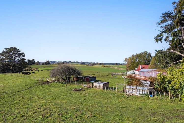 324 Block 8 Road Waitotara_17