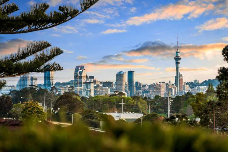 6 Kennedy Avenue Forrest Hill_1