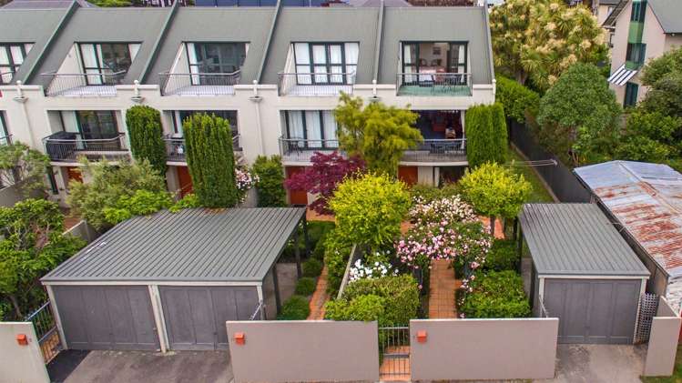 7/5 Aubrey Street Akaroa_16