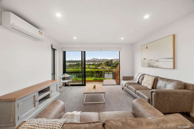 64 Arran Point Parade Orewa_2