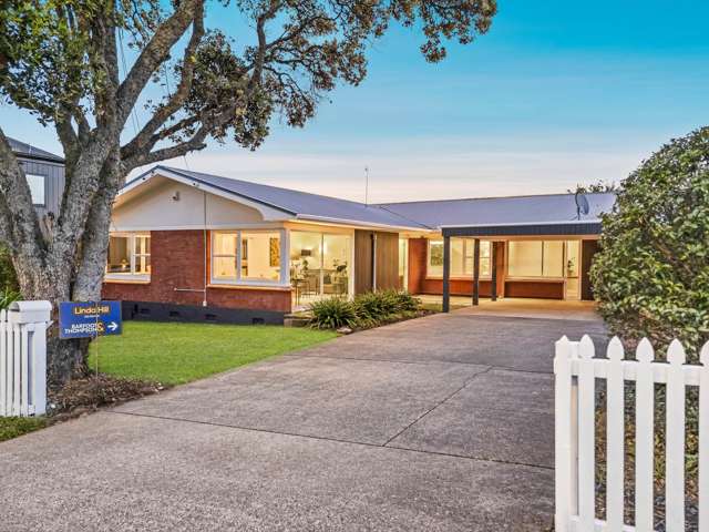 Prime Macleans Zone at the Heart of 3 Top Schools
