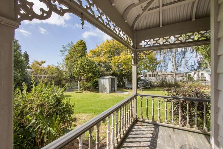 80 Consols Street Waihi_16