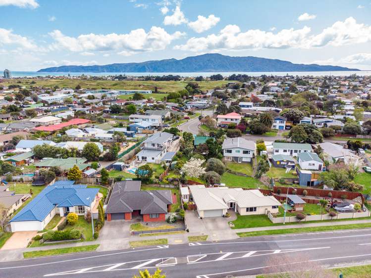 168 Guildford Drive Paraparaumu Beach_24