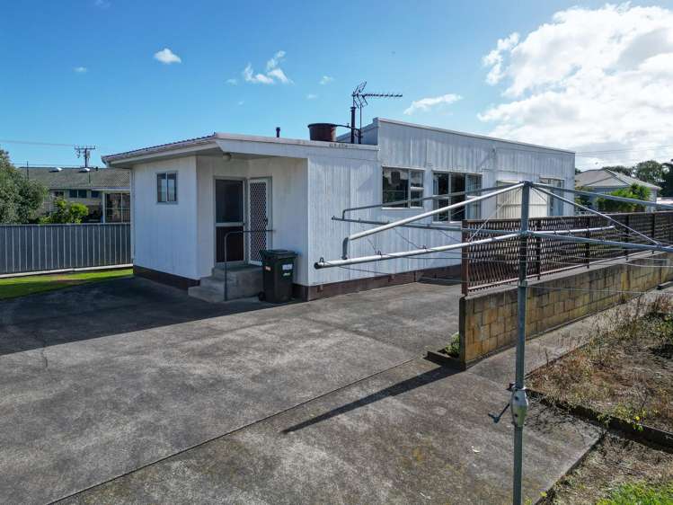 12 Falkland Street Wanganui East_18