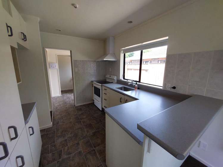 108 Amberley Avenue Highbury_8