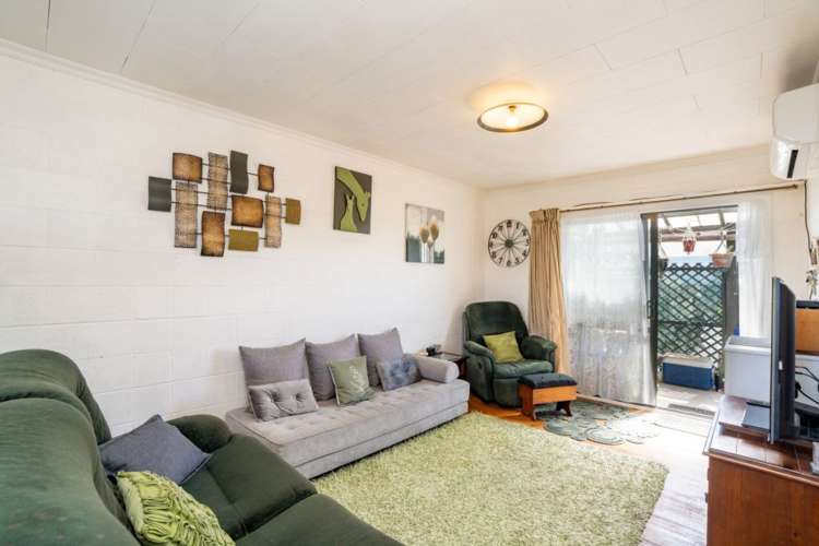 2/233 Ettrick Street_3