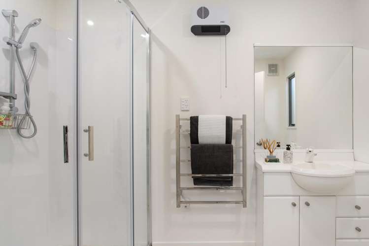 2/28 Derby Street Saint Albans_7