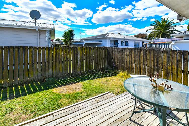 4a Hatherley Place Clendon Park_5