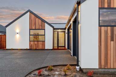 16 Greenslade Drive_1