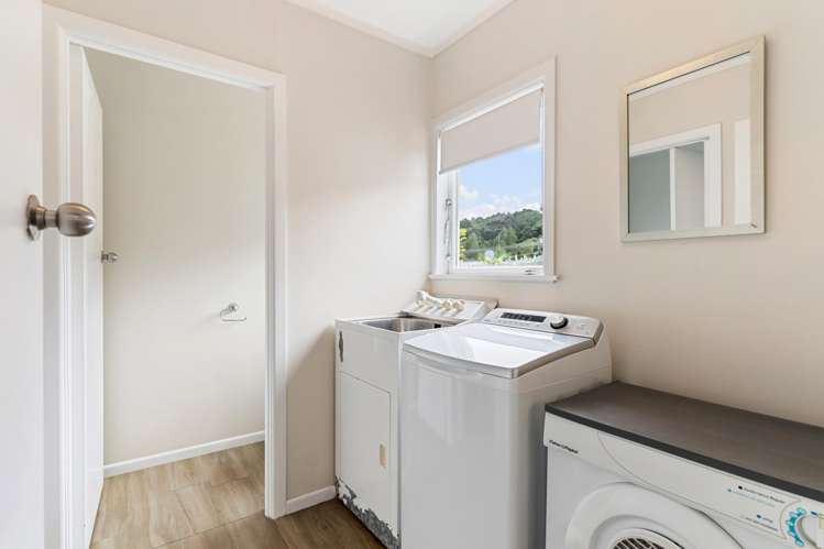6 Vandeleur Avenue Birkdale_9