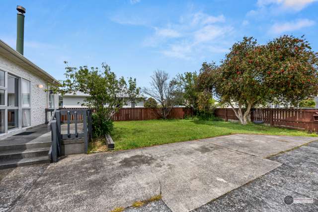 82 Hewer Crescent Naenae_3