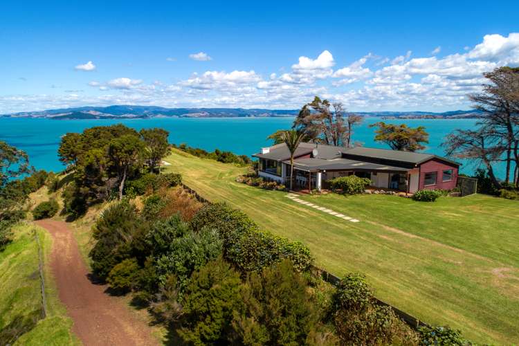 402 Orapiu Road Waiheke Island_6