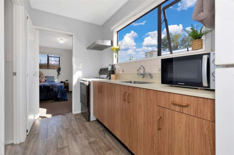 14 Parsonage Road Woodend_14