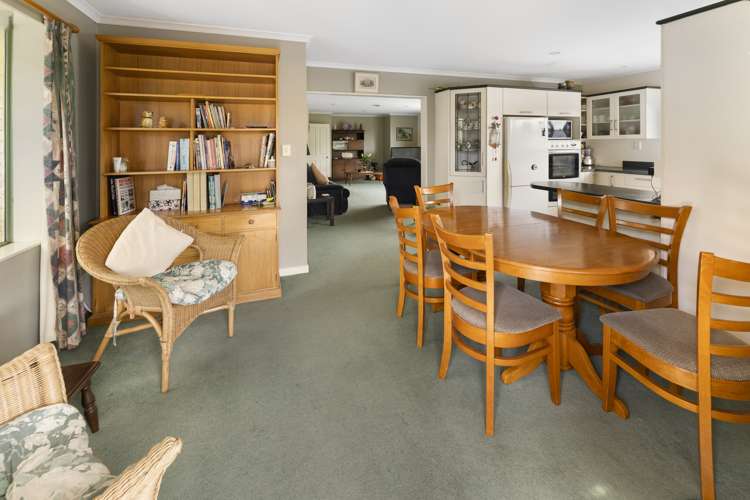 98 Templemore Drive Richmond_7