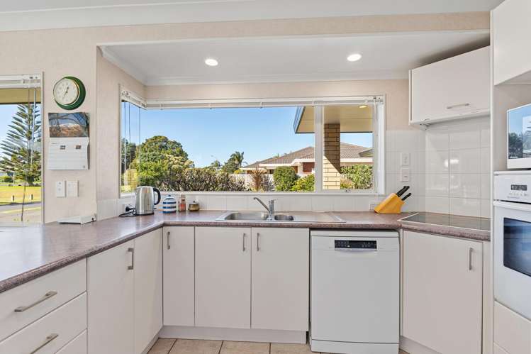 40 Settlers Grove_4