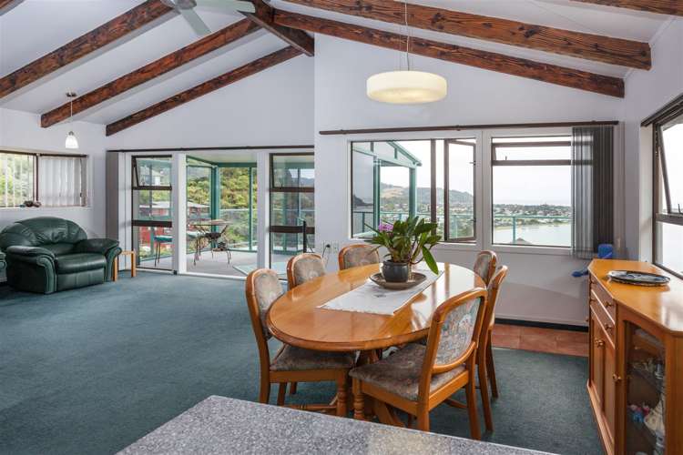 8 Pine Grove Tairua_6