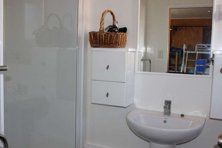 156 Sands Crescent Matarangi_16