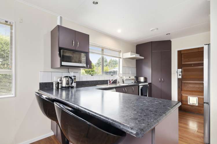 2/337 Nayland Road Stoke_3