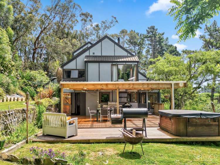 235 No 2 Line Okoia_4