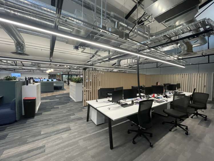 656 Great South Road_0