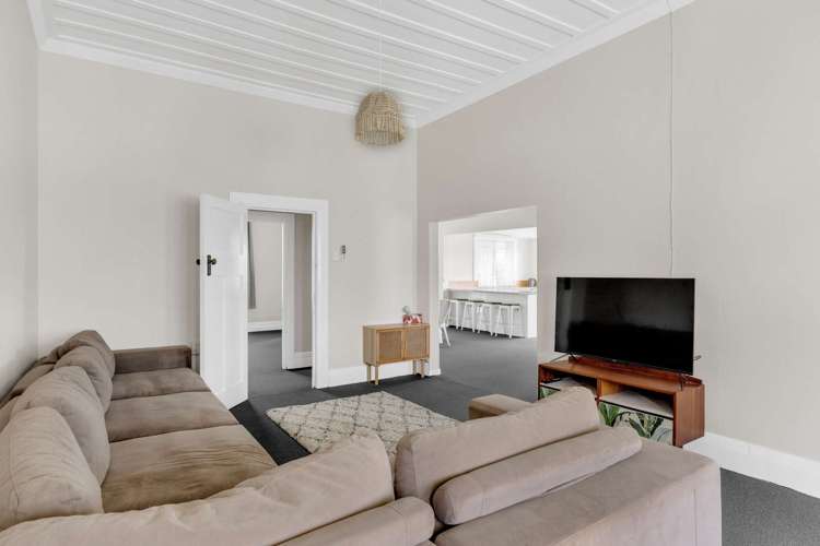 14 Uawa Parade Tolaga Bay_14