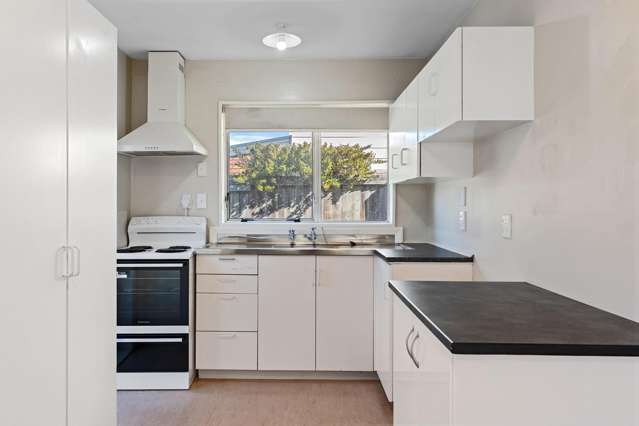 3/630 Hereford Street Linwood_1